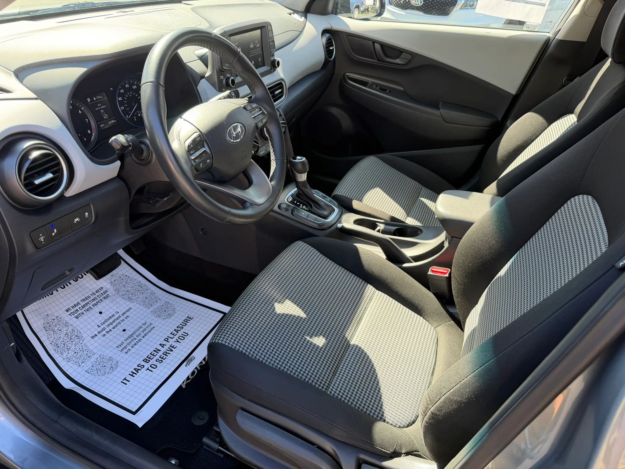 2020 Hyundai Kona SEL - Photo 6