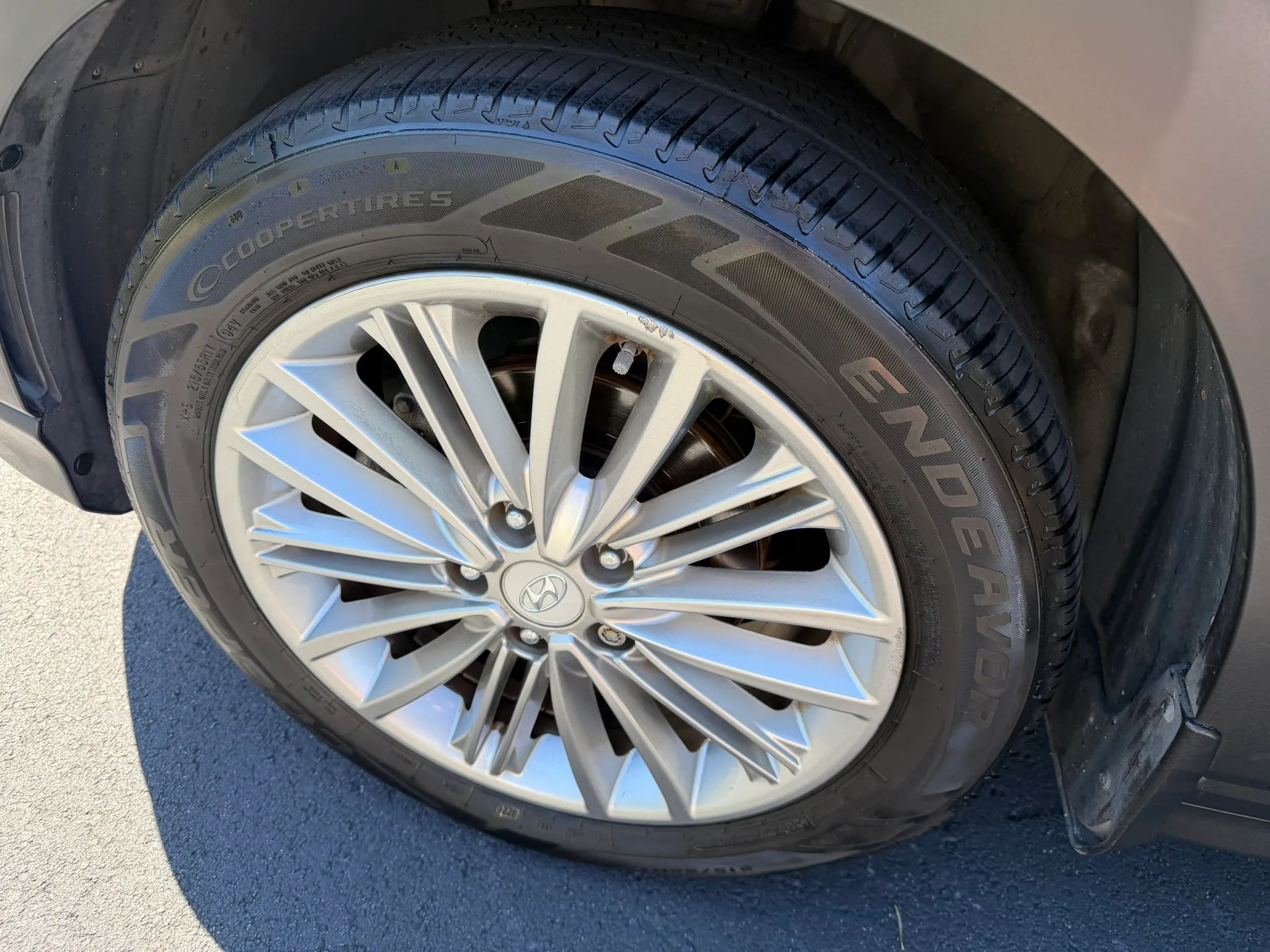 2020 Hyundai Kona SEL - Photo 20