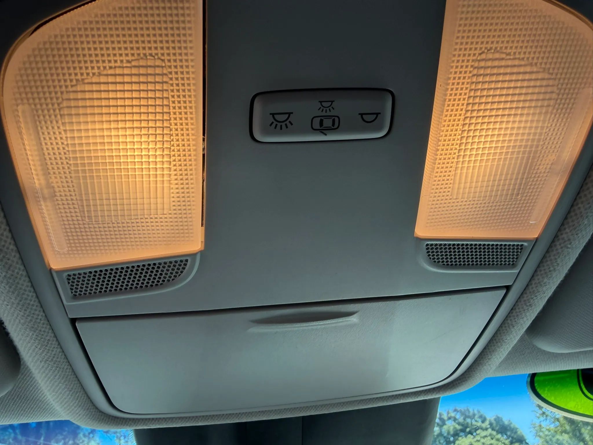2020 Hyundai Kona SEL - Photo 17